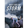 Storm: Een jongen, een paard. Ze hadden niemand... Tot ze elkaar vonden in een storm (Dutch Edition)