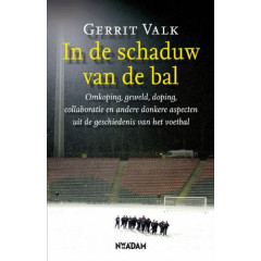 In de schaduw van de bal