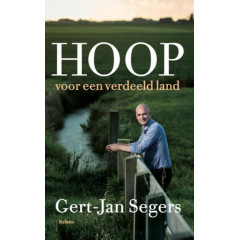 Hoop: voor een verdeeld land: Inspirerende verhalen uit een verdeeld land