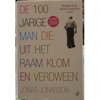 De 100-jarige man die uit het raam klom en verdween